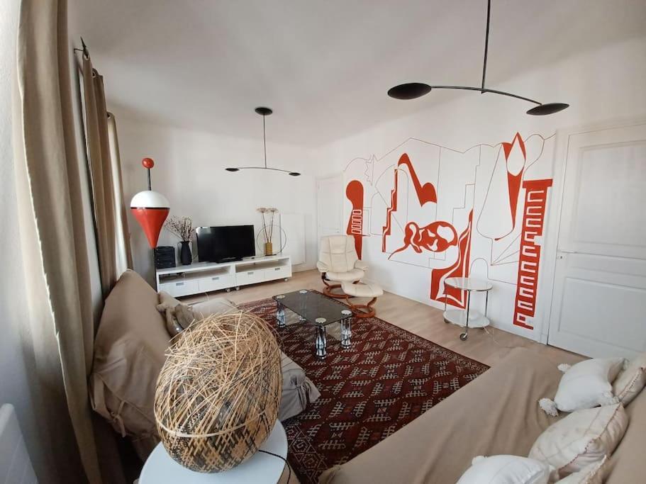 Appartement Tres Bien Situe- Spacieux - Calme - Parking Biarriz Exterior foto